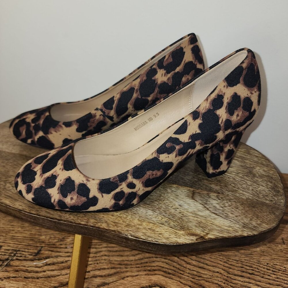 Round Toe Leopard Print Block Heels by Didifu-Size 9.5